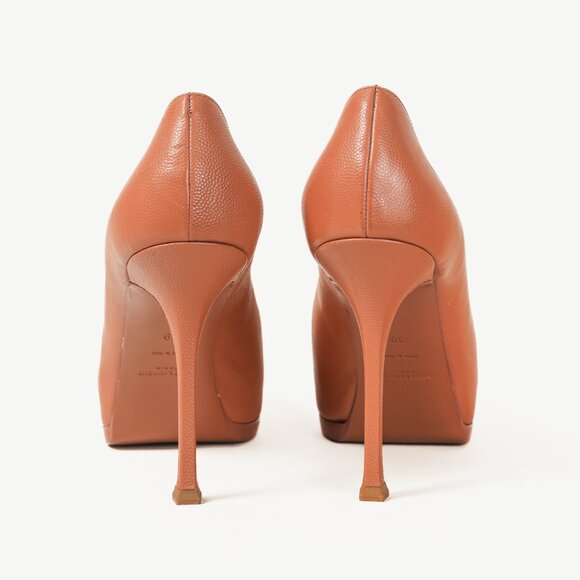 Saint Laurent Nude Beige Stingray-Stamped Leather Pumps - Picture 3 of 11